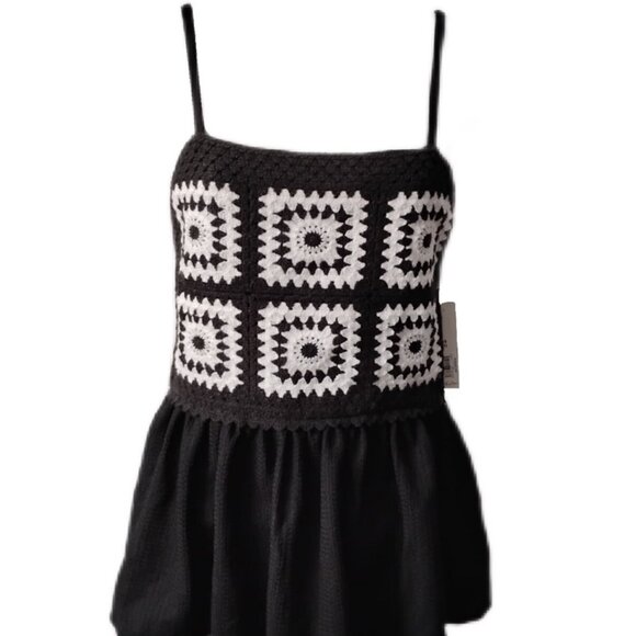 No Boundaries Juniors Crochet Tank Size XS - Picture 1 of 4